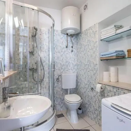 Sonja - Two Bedroom With Balcony And Garden View A3 2 St Appartement