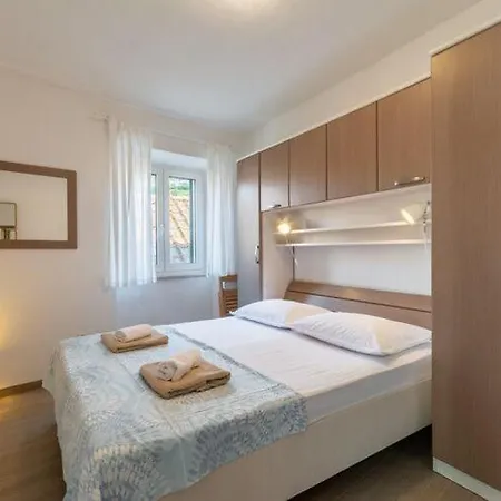 Appartement Sonja - Two Bedroom With Balcony And Garden View A3 2 St