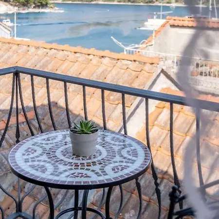 Sonja - Two Bedroom With Balcony And Garden View A3 2 St Pucisca