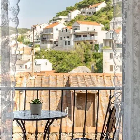 Sonja - Two Bedroom With Balcony And Garden View A3 2 St *