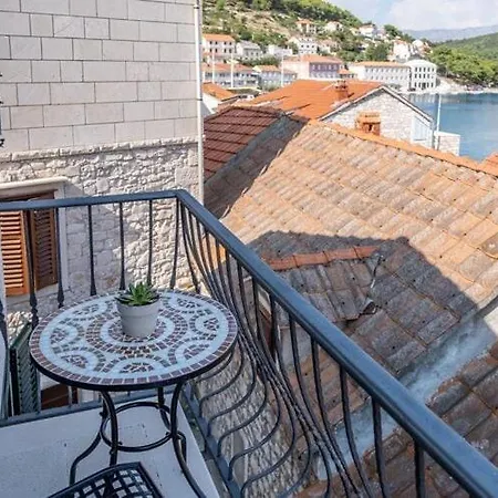 Sonja - Two Bedroom With Balcony And Garden View A3 2 St Pucisca